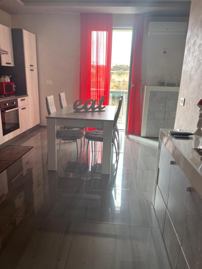 Deluxe Home Appartamento Sciacca Luaran gambar